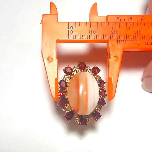 Ring Mozambique Banded Agate w Garnet Halo Gold Bonded setting size 9 - Picture 6 of 6